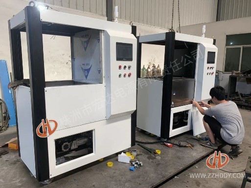 為寧波某熱處理工廠設(shè)計制造的6工位轉(zhuǎn)臺淬火機床 為寧波某熱處理工廠設(shè)計制造的6工位轉(zhuǎn)臺淬火機床